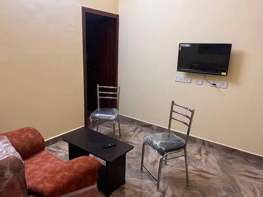 Kr Homestay Tiruvannāmalai المظهر الخارجي الصورة